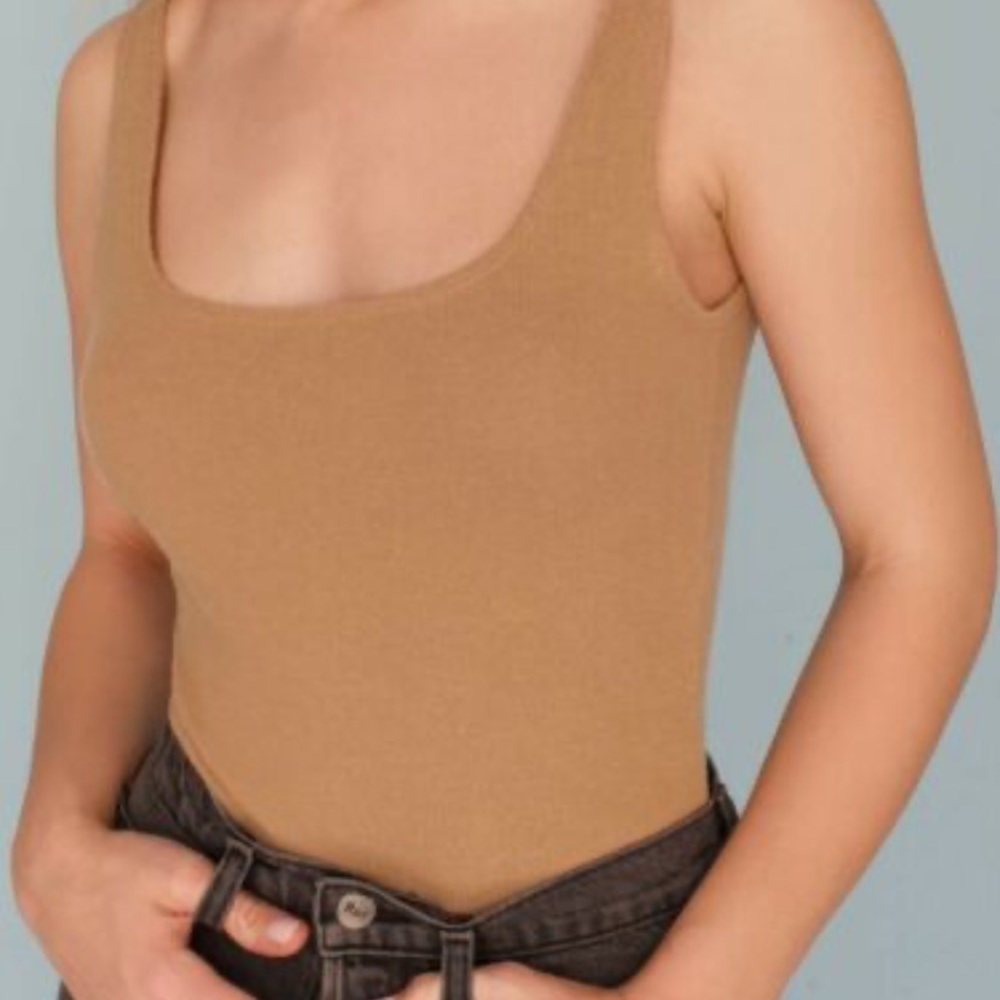 Reformation Stratus Tank in Butterscotch